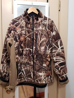 Cabela's Women's Brown Camo Hunting Coat